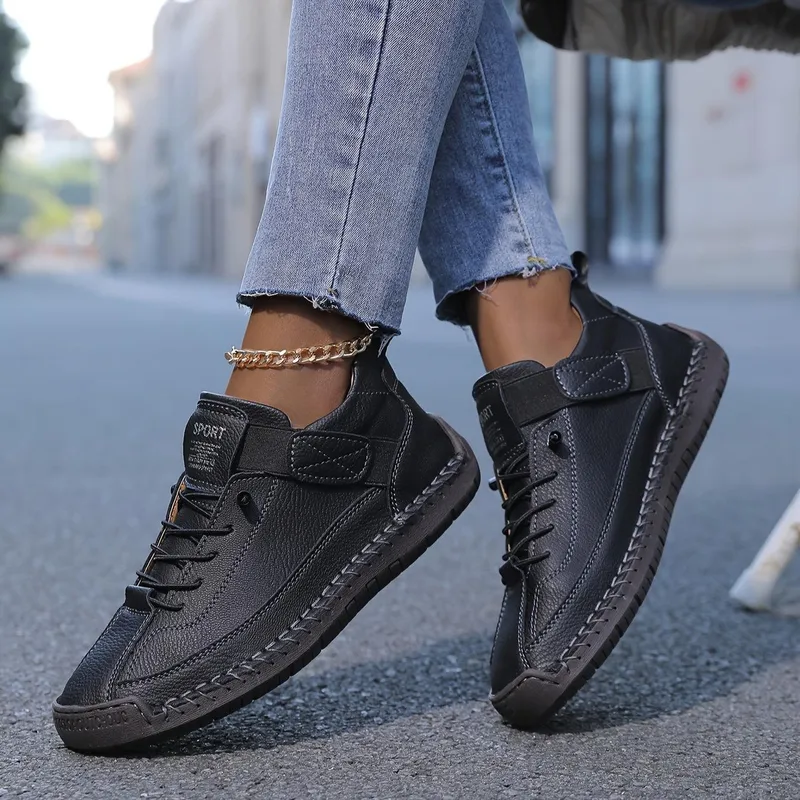Customizable Hand-stitched Leather Shoes for Men Outdoor Light Non-slip Walking Casual Shoes Men Slip-On Driving Loafers