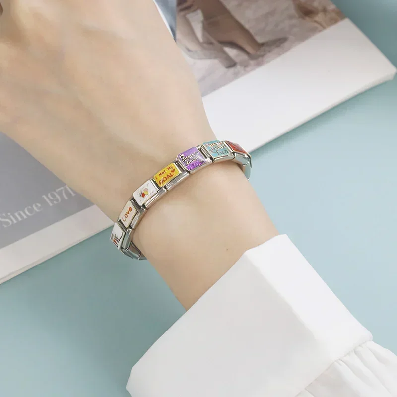 Hapiship 2023 Fashion Super Mom Daughter Friends Charm