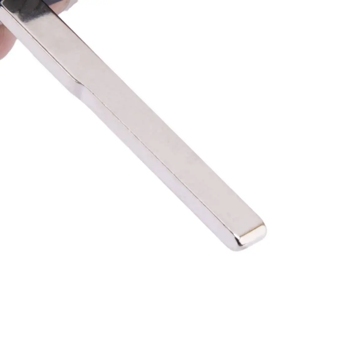 DWCX Car Smart Remote Key Emergency Blade Insert Fit for Ford Bronco Focus Mondeo