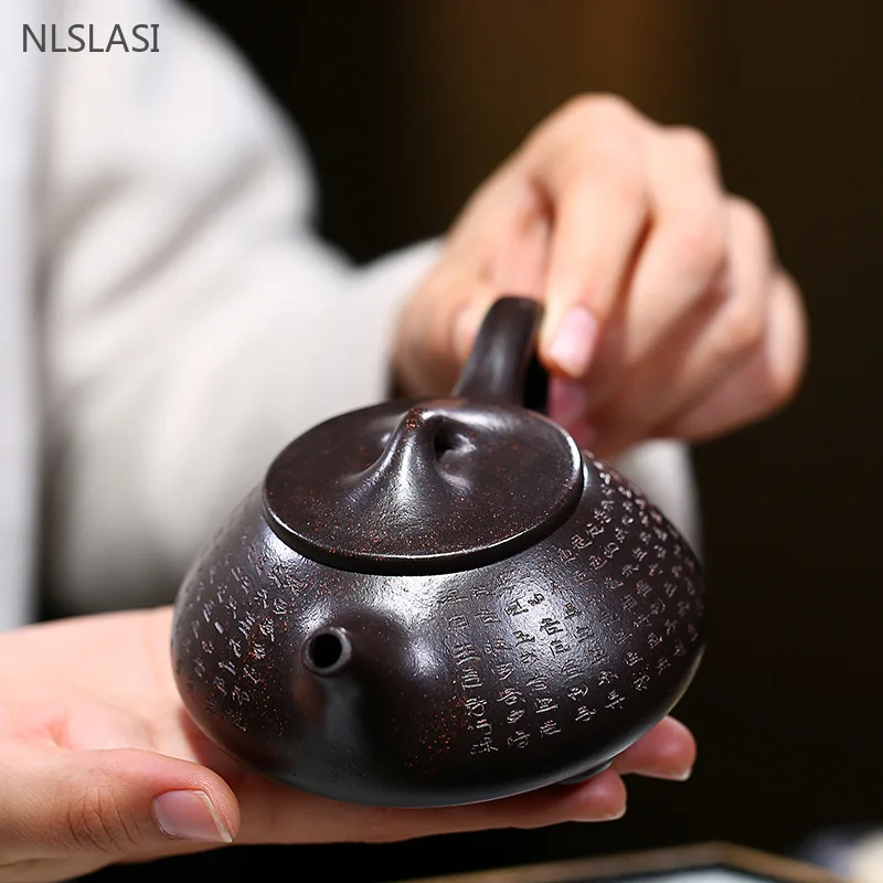 

Yixing Tea Pot Purple Clay Stone Scoop Teapot Handmade Tea Set Raw Ore Black Mud Beauty Kettle Chinese Zisha Teaware 200ml