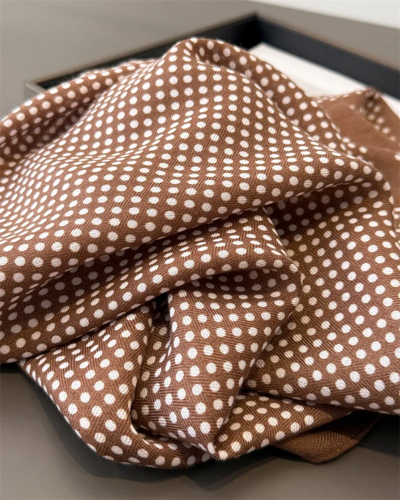 Luxus Einfarbig Quadrat Schal Für Frauen Weiche Fleck Polka Dot Print Schal Neck Schal Warps Elegante Halstuch Bandanas Hijab – Detail 4