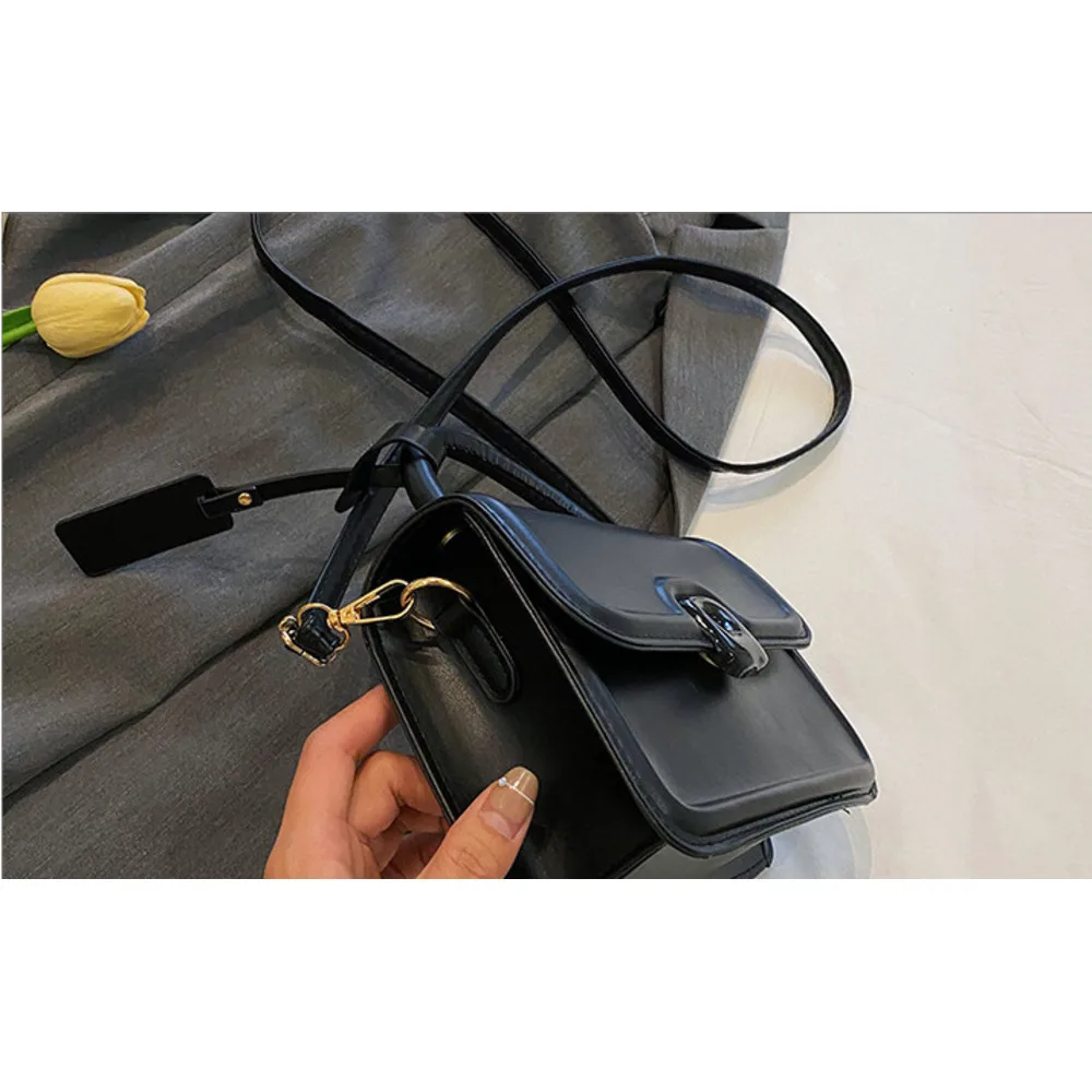 Stile coreano alla moda piccolo quadrato 2024 estate nuovo articolo per le donne, alla moda ed elegante, dolce borsa a tracolla, casual_voghion.com