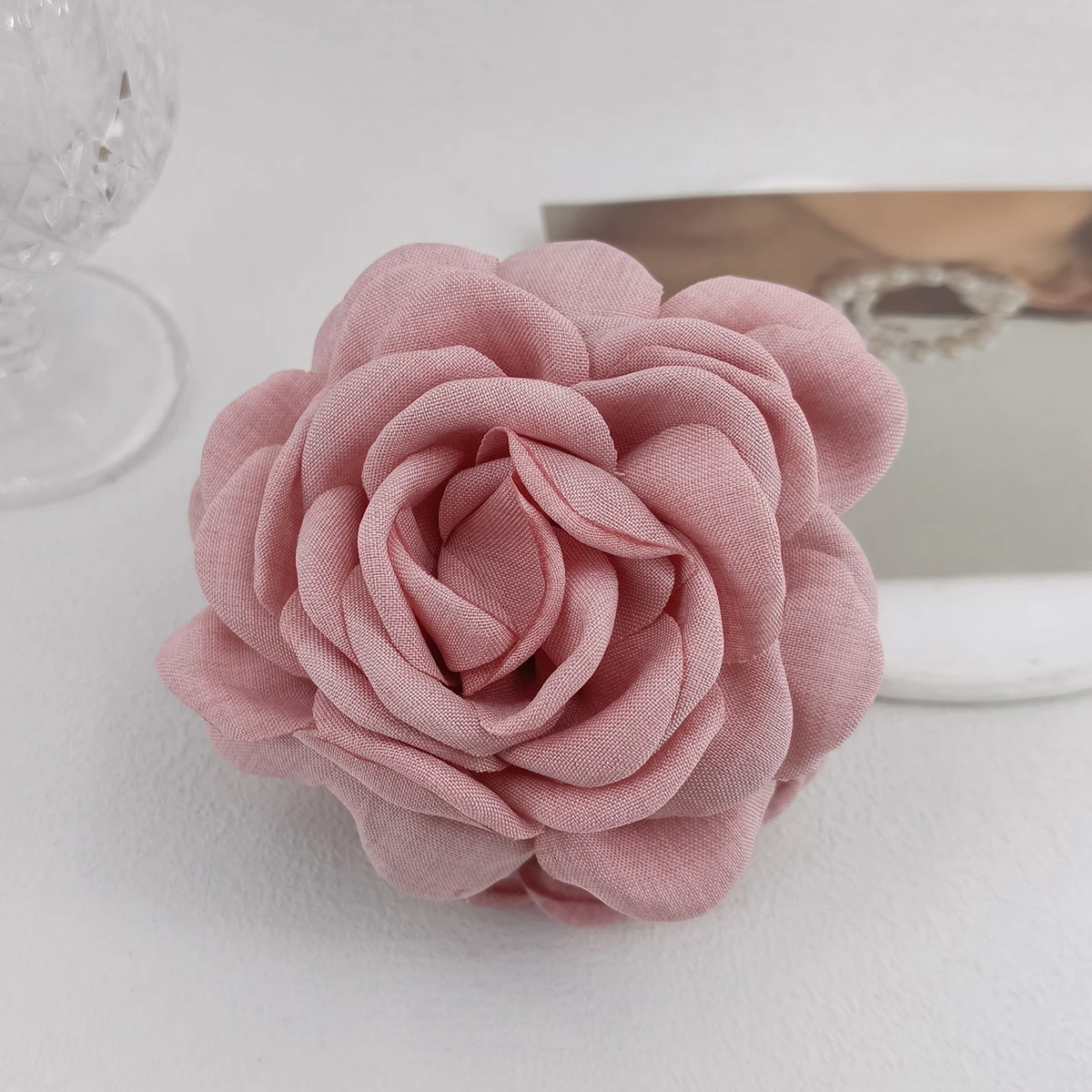 Stereoskopische Rosenblüten-Haarspange für Frauen Elegante Haarklammer für den Hinterkopf Modische Mädchen-Haaraccessoires – Detail 9
