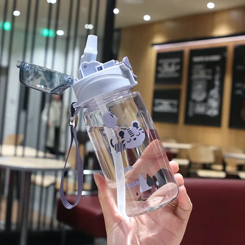 Lovely Kids Water Sippy Cup Creative Cartoon Baby Cups with Straws Leakproof Water Bottles Outdoor Childrens Cup 2