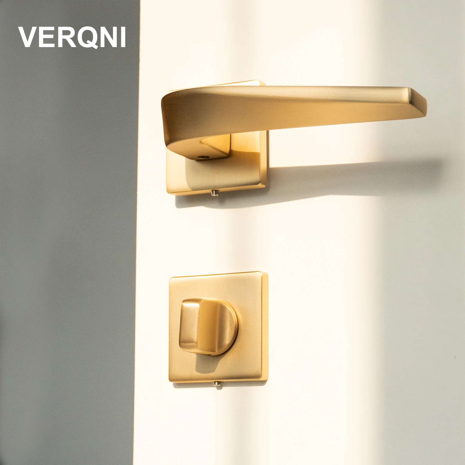 VERQNI MANIGLIE & ACCESSORI NF2284 ชุดมือจับประตูแบบเงียบ ดีไซน์หรูหรา ผลิตจากโลหะผสมสังกะสี สีดำด้าน ป้องกันการกัดกร่อน สำหรับห้องนอน 1