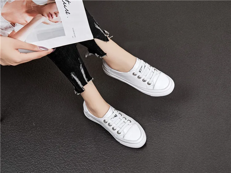 Women Genuine Leather Sneakers Large Size Little White Shoes
