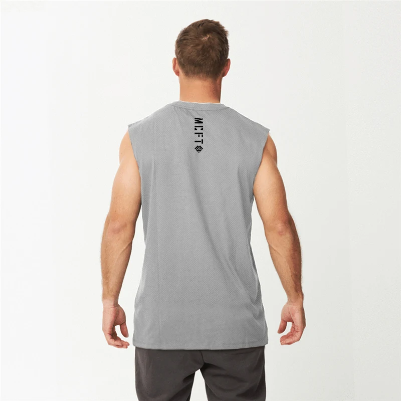 Рисунок 4 - Мужская одежда для спортзала