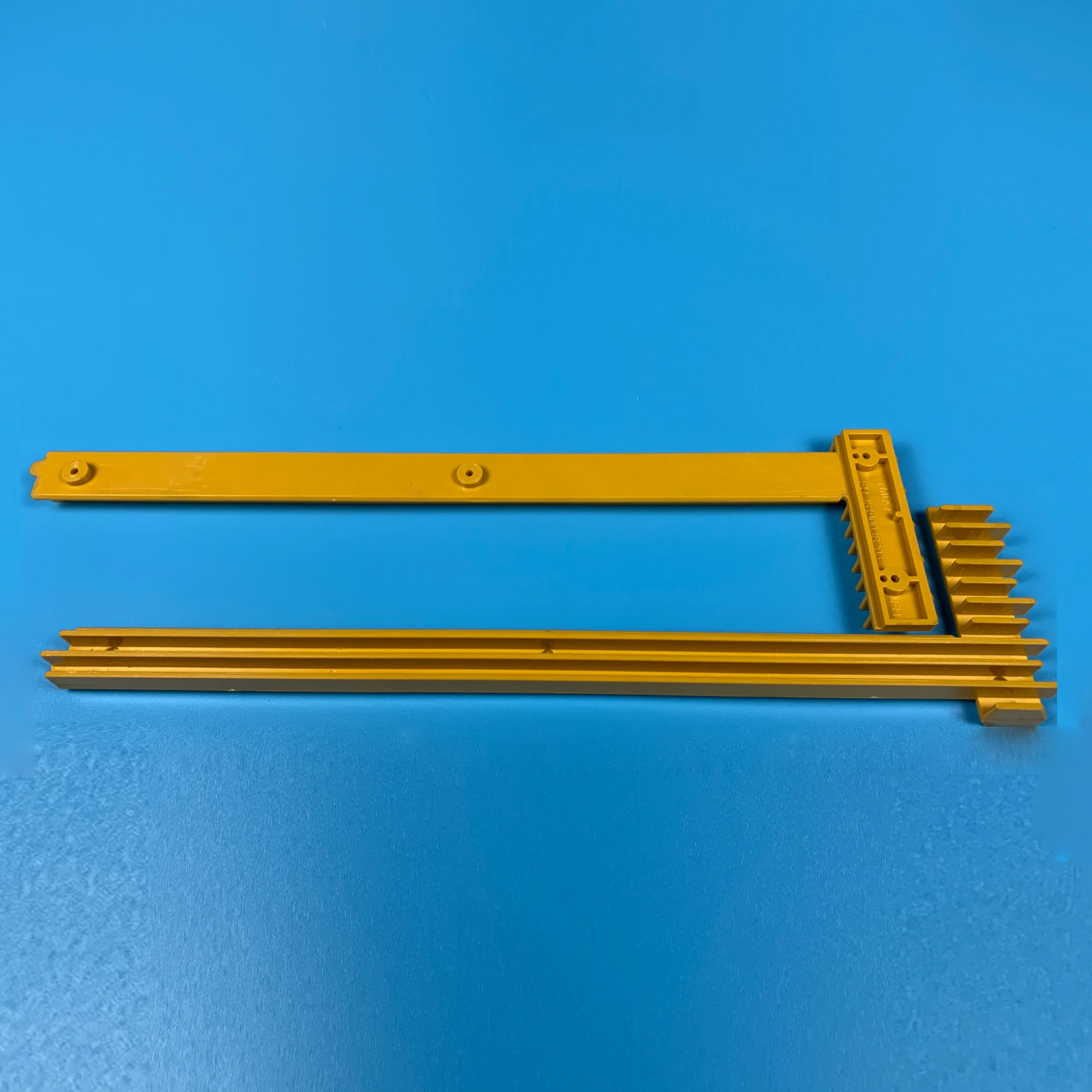 J619003B203 Rolltreppen-Zubehör mit gelber Seite
