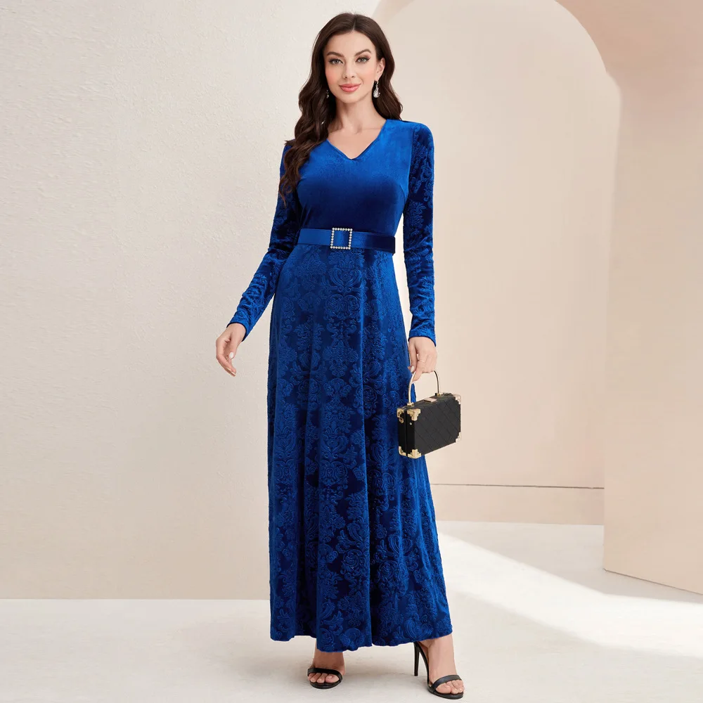 Abito lungo in velluto autunno inverno Abito con scollo a V alla