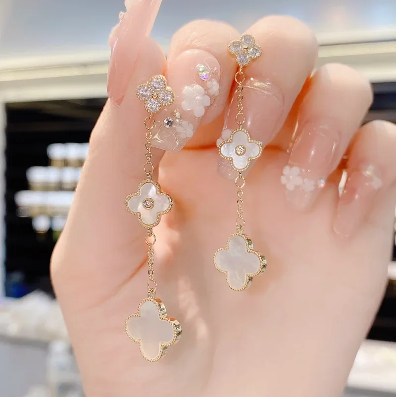 

Женские серьги из серебра 925 пробы, с фианитами