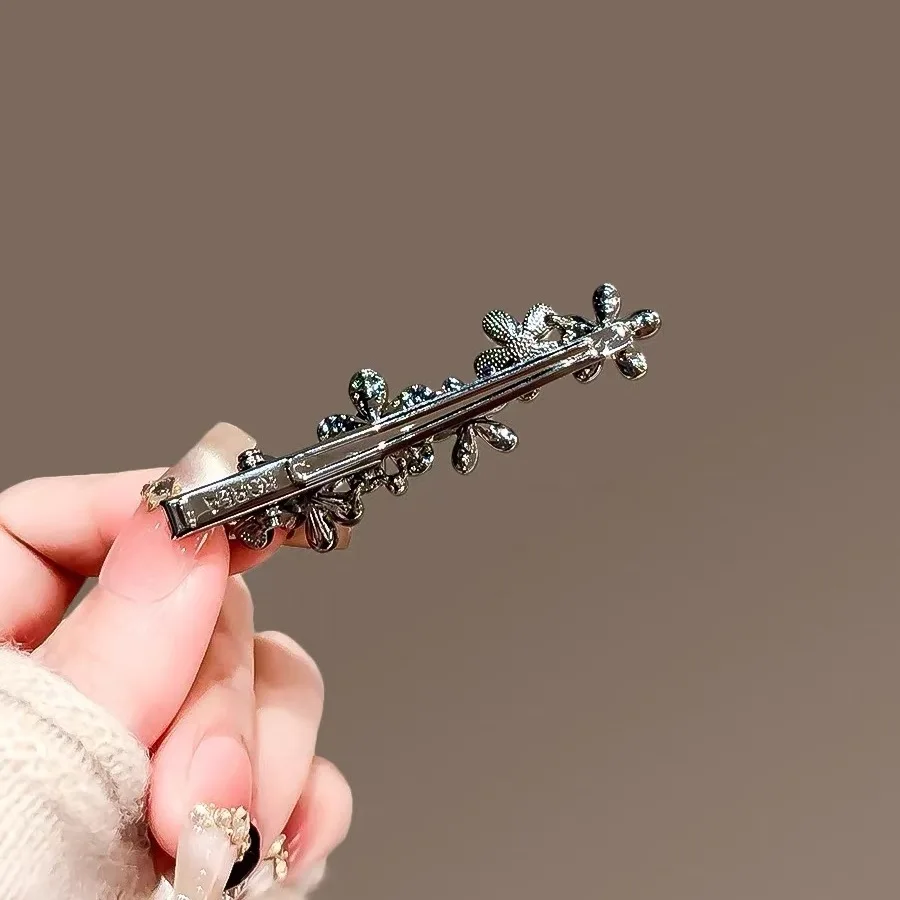 Glasierte Strass Schmetterling Blume Haarnadel High-end-frauen Seite Pony Clip Legierung Entenschnabel Clip Haar Clip Haar Zubehör – Detail 4