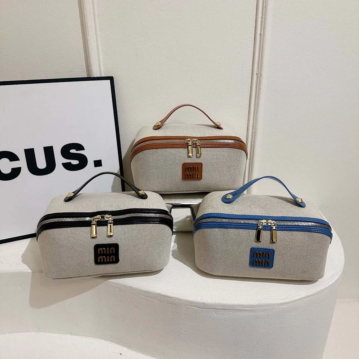 Makeup bag - Retro light luxury minimalist canvas handbag for storage large capacity high-end feel skincare and toiletries bag 6