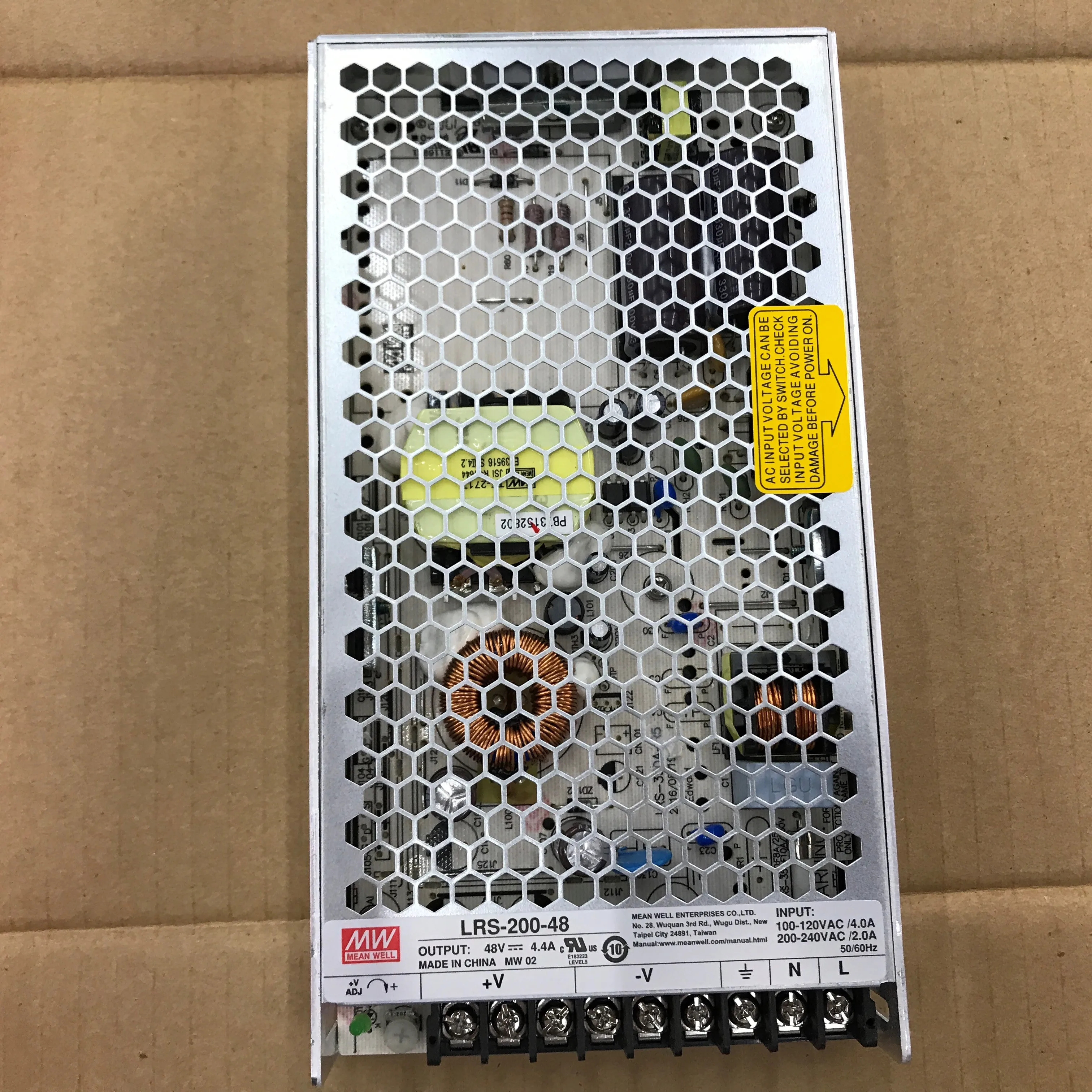 MEAN MELL LRS-200-3.3/4.2/5/12/15/24/36/48 200W 단일 그룹 출력 폐쇄 형 전원 공급 장치 장치