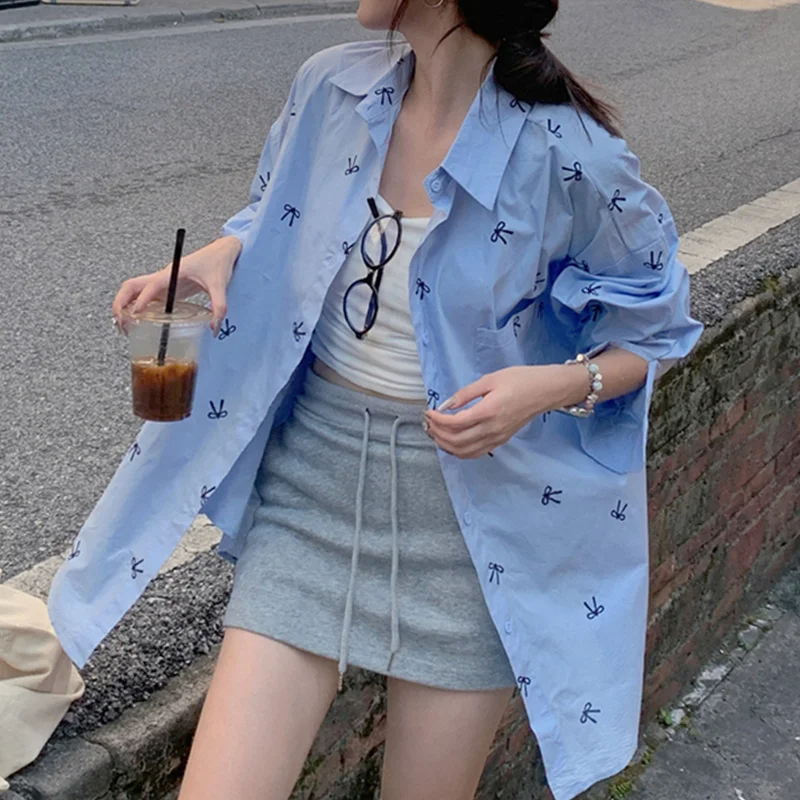 Camisa Y2K para mujer, blusa con estampado de lazo, cuello de solapa, botonadura sencilla, manga larga con bolsillo, ropa de calle de los años 2000