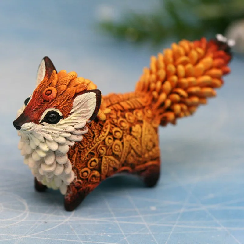 

New cute fox resin handicraft decorations, tabletop decorations, holiday gifts