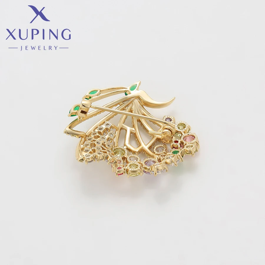 Xuping Fashion Charm Flower Shaped Copper Alloy Brooches for