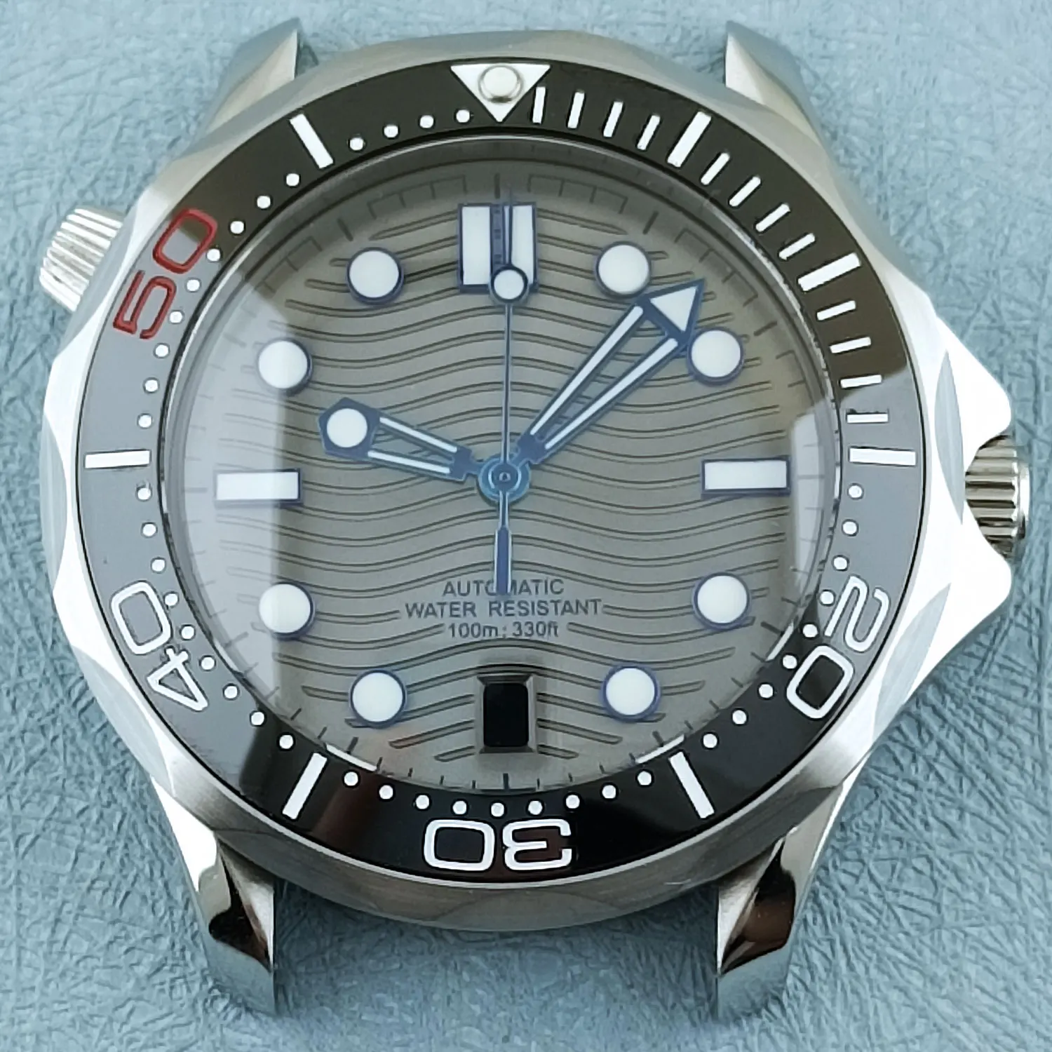 Stainless Steel Sapphire Diving Watch Case with Transparent Back and Waterproof Design