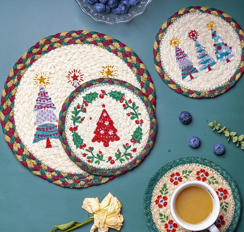 

Christmas Gift Round Twine Woven Insulated Home Coaster