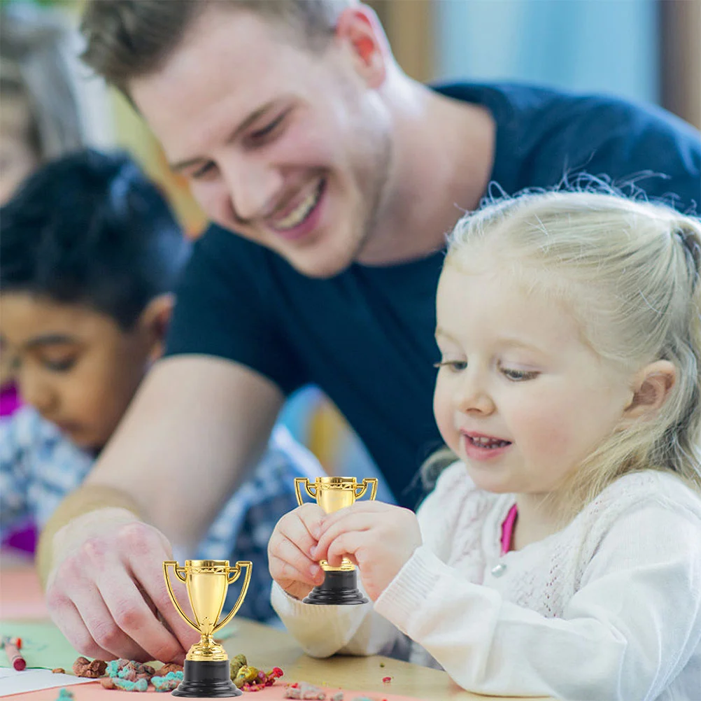 �̴� �ö�ƽ ��� ���� Ʈ���� ��, �౸ �޴޻� ��, ���� ���� �峭��, �౸ ����, 8 ��, 10 ��, 16 ��, 20 ��