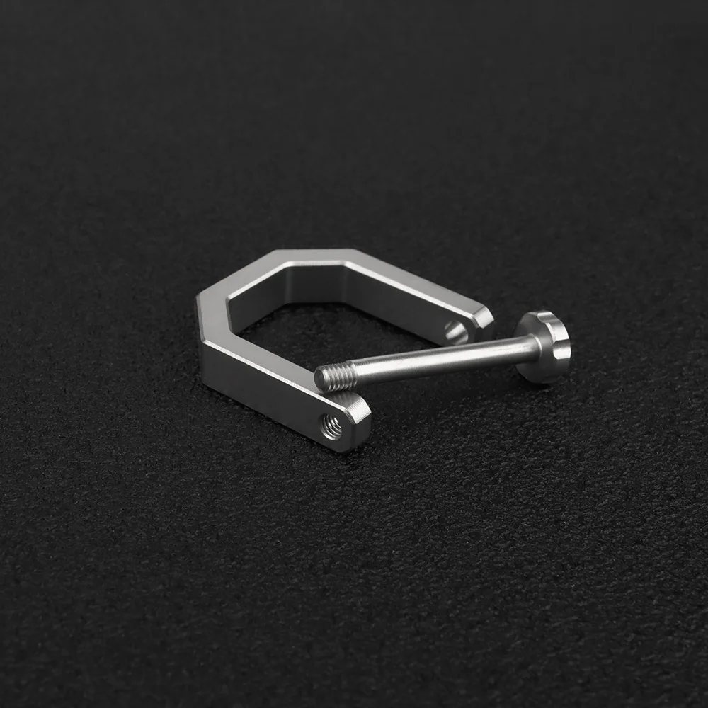 Key Chain Clip Titanium Alloy D Shape Horseshoe Buckle Keyring Car Buckle Accessories