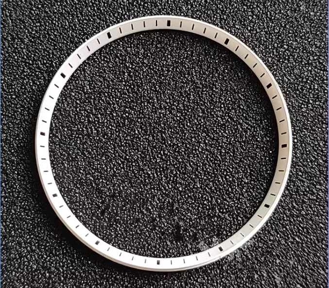 

Пластиковое кольцо в главе 32,7 мм для фоточасов/107