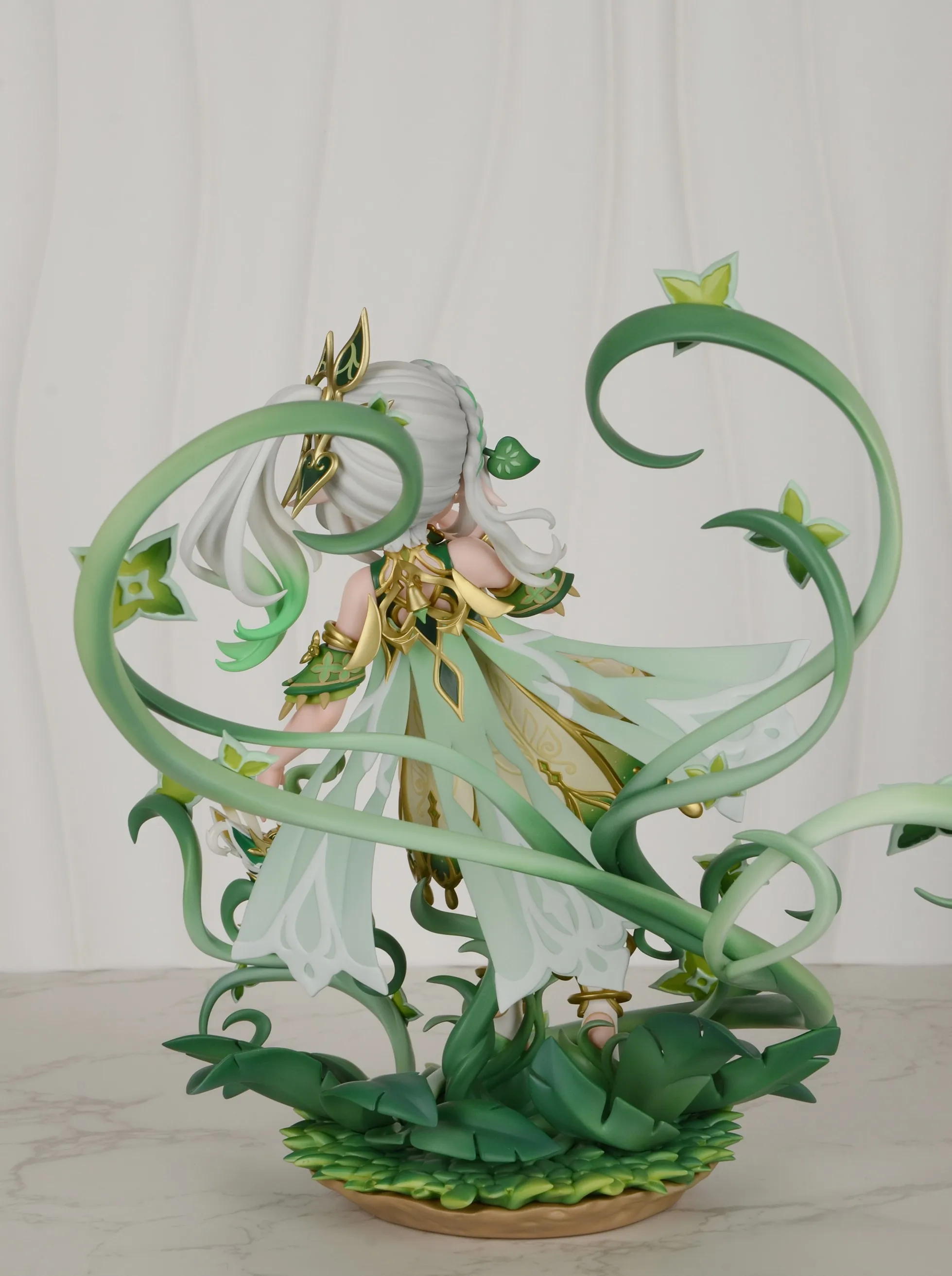 Genshin Impact Naida Collectible Toy - c6v0kaf