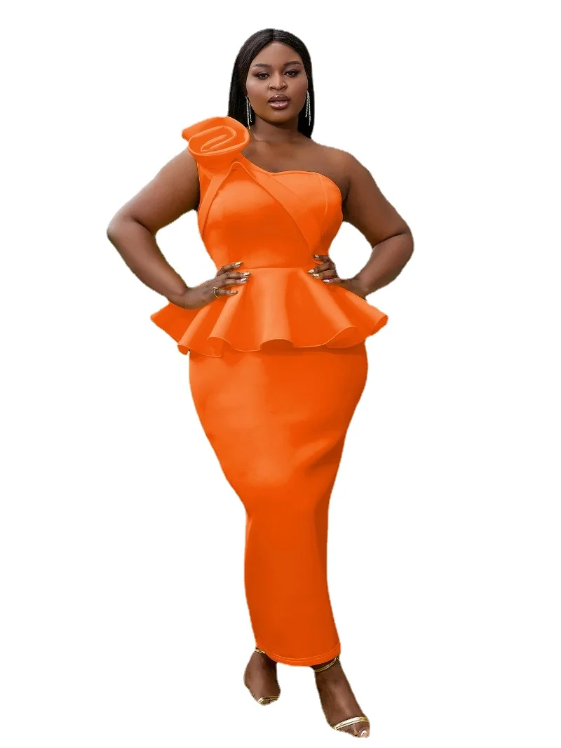 

Женское длинное платье на одно плечо, с оборками, без рукавов