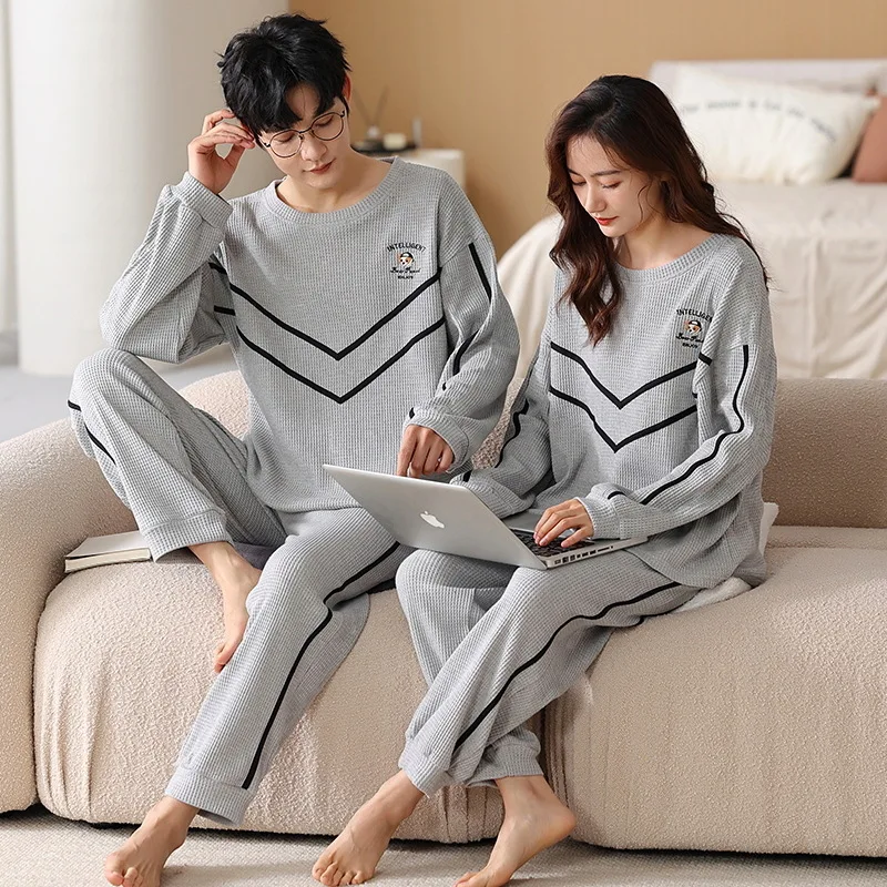 男性と女性のための秋のパジャマセット,長袖,ラウンドネック,文字が