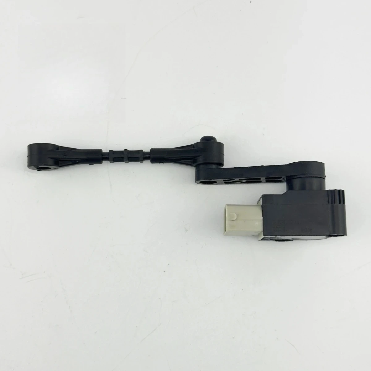 LR024220 차량 높이 센서 L538 L551 2012-2018