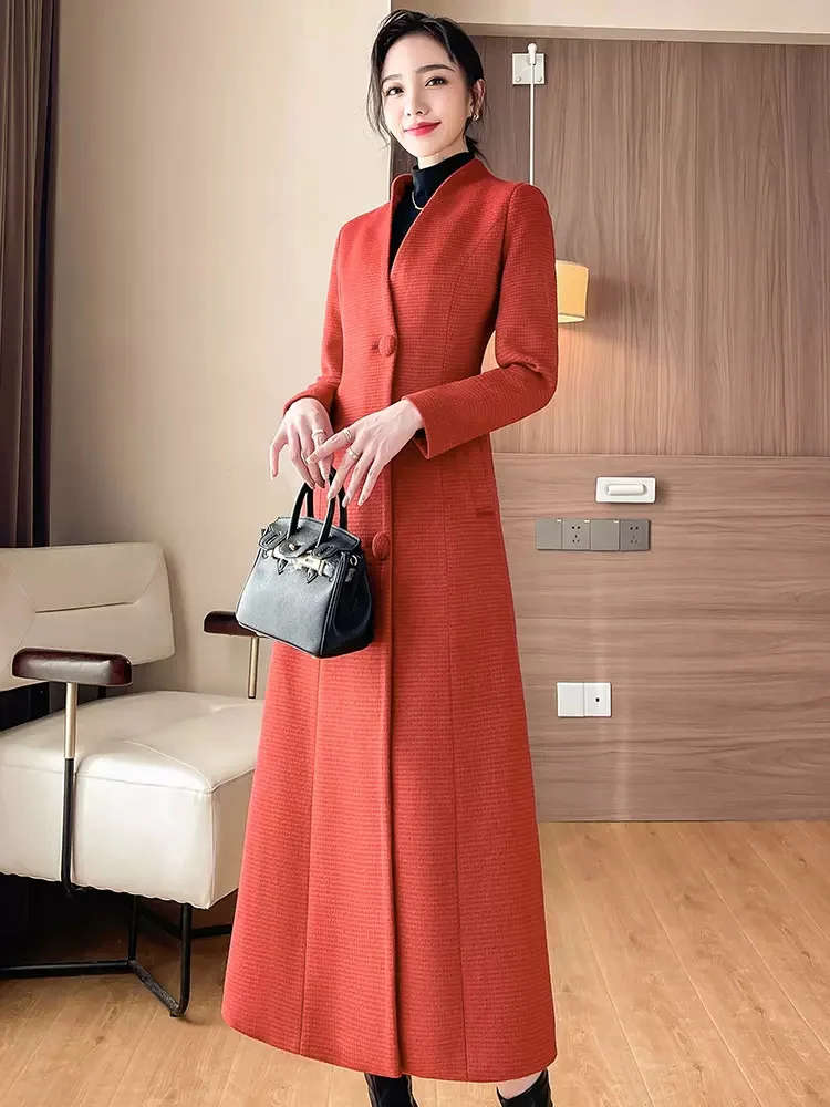 New Women Autumn Winter Red Woolen Coat Simplicity Fashion V-Neck Single Breasted Slim Wool Blended Overcoat Elegant Long Coat