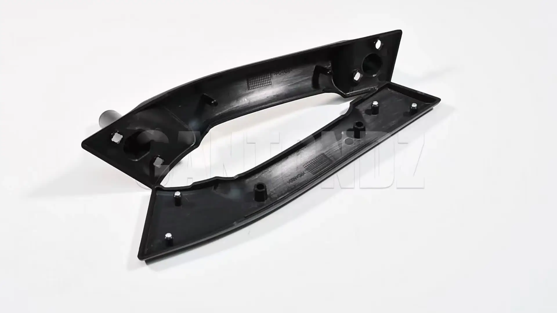 F-CORE Tafels op het dashboard van compatibel voor RENAULT MASTER III 01.10-03.19 OPEL MOVANO B 01.10-03.19 NISSAN NV400 01.10-03.19 Midden ZWART/ ROOD