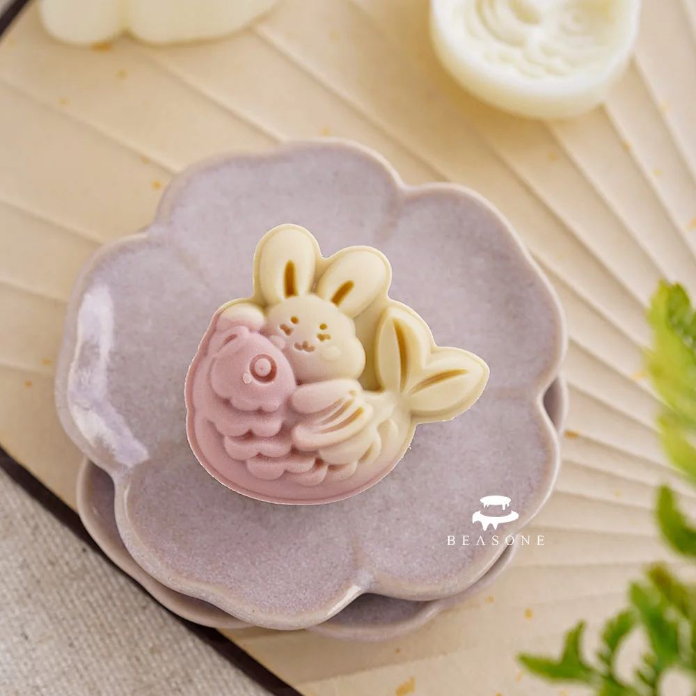 

75g Rabbit Fish Mooncake Mold Cartoon Animal pastry Mold Mid Autumn Baking Mold Hand Pressed Stamp Cake Mold Baking Tools