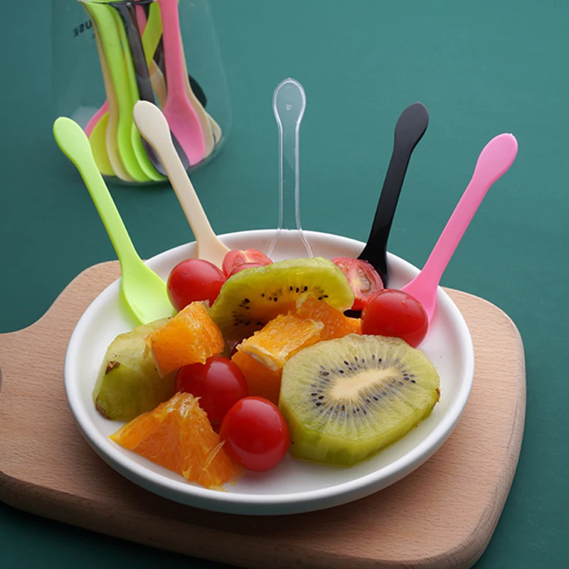 Mini Plastic Spoons Flatware Spoons For Jelly Ice Cream Dessert Appetizer Spoon For Party Supplies Yellow Black Pink 100Pcs plastic disposable spoon