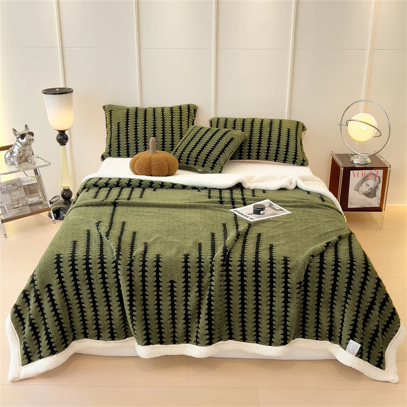 Thicken Warm Flannel Blanket Super Soft Fluffy Queen Blanket Single Double Size Cozy Skin-friendly Multifunctional Nap Blanket 2