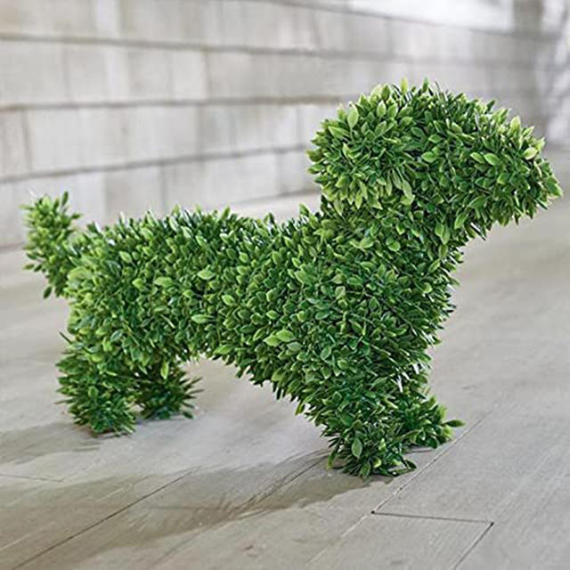 Decorative Peeing Dog Topiary