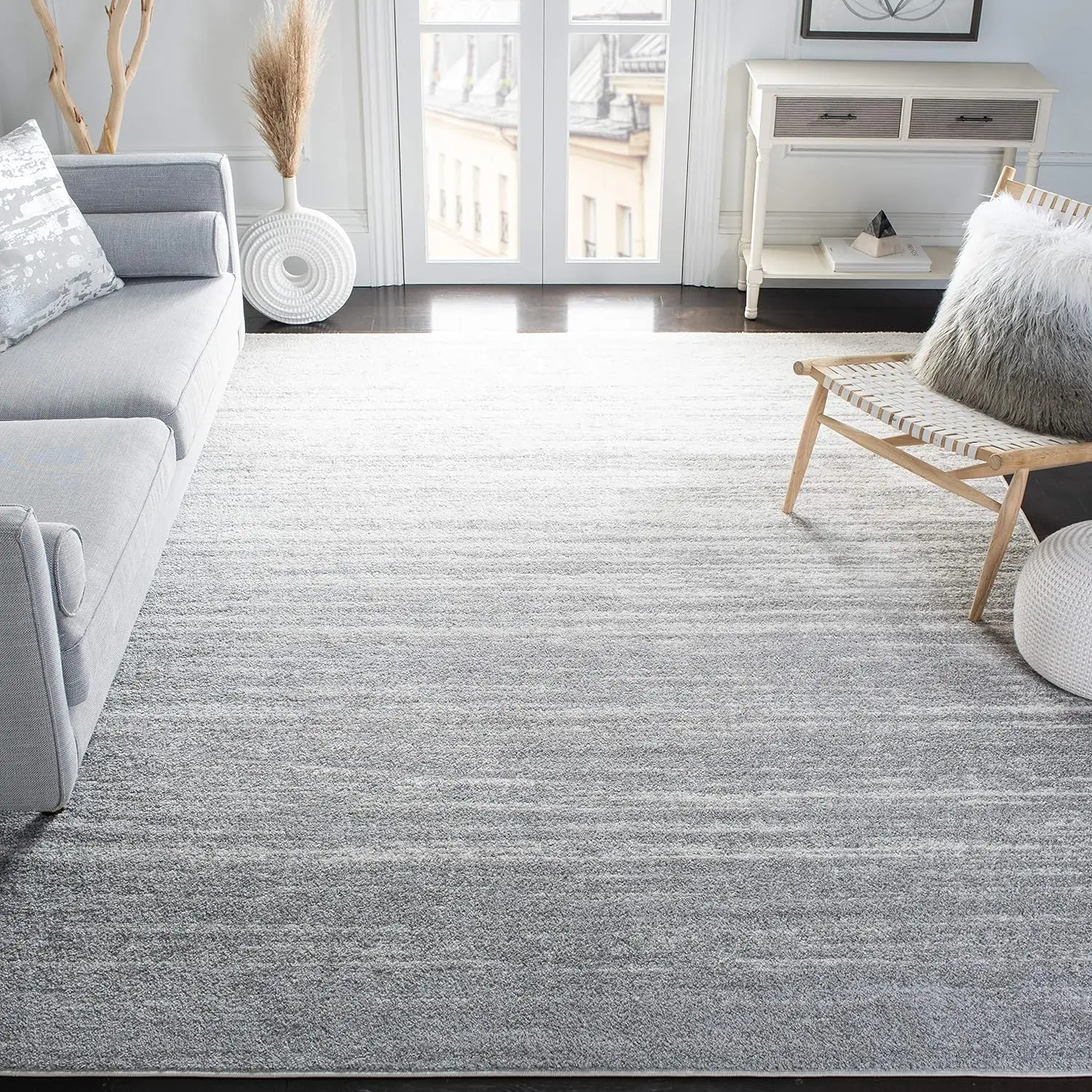 

SAFAVIEH Adirondack Collection Area Rug - 10' x 14', Light Grey & Grey, Modern Ombre Design, Non-Shedding & Easy Care,
