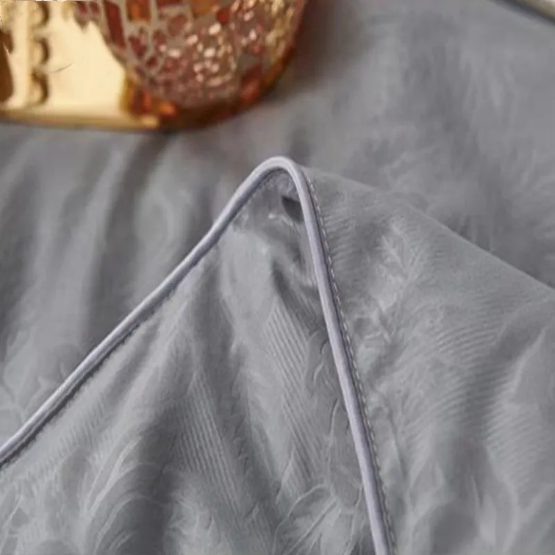 100% Mulberry Silk Quilt Summer Blank Spring Skin Friendly Cotton Embossed Thin Quilt Core Children Twin Queen Bedding Set summer quilt,summer quilt set,silk quilt