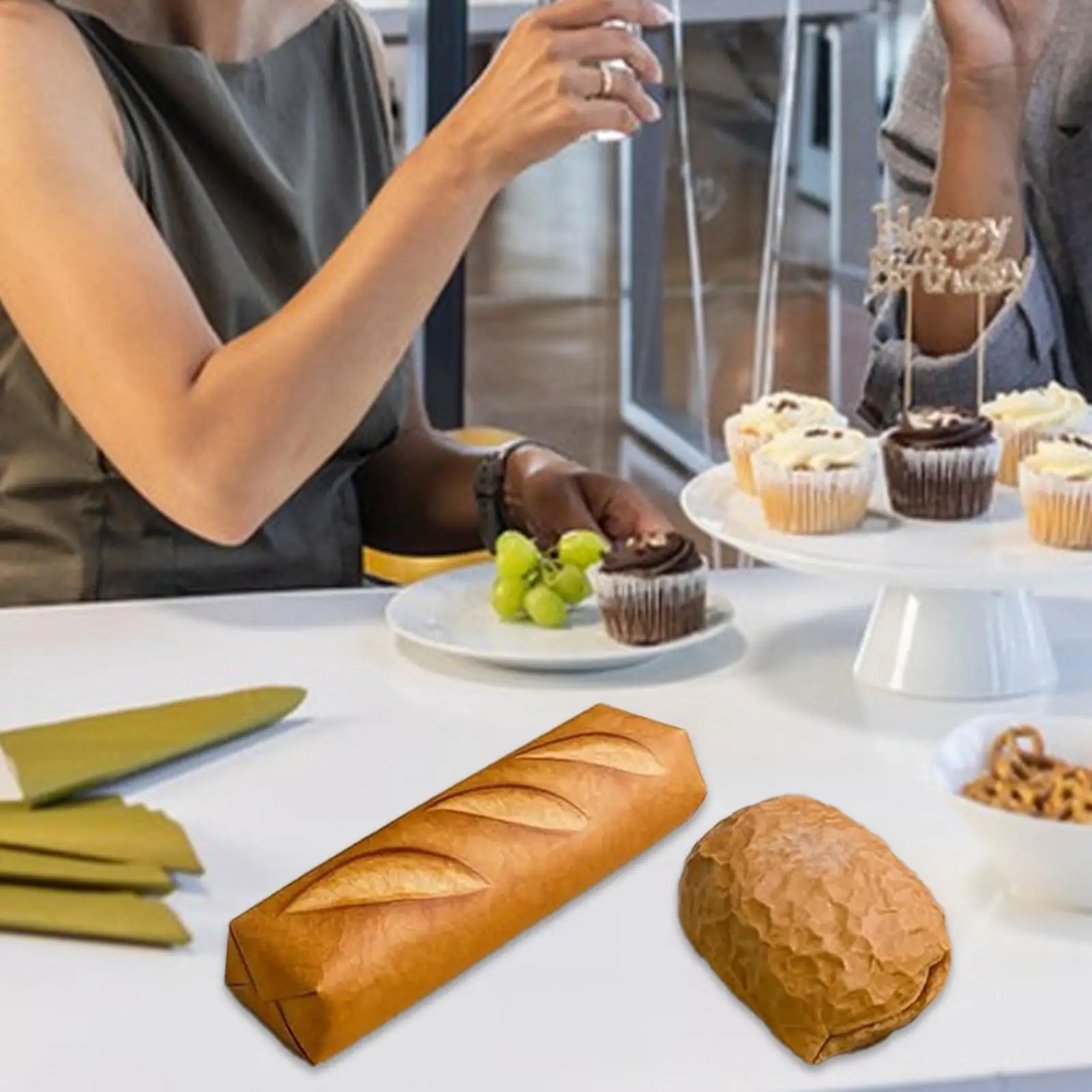 6 Pcs Bread Shape Wrapping Paper Sandwich Wrapping Paper Baking Parchment Oil-Resistant Kitchen for Wrapping Bread Burgers