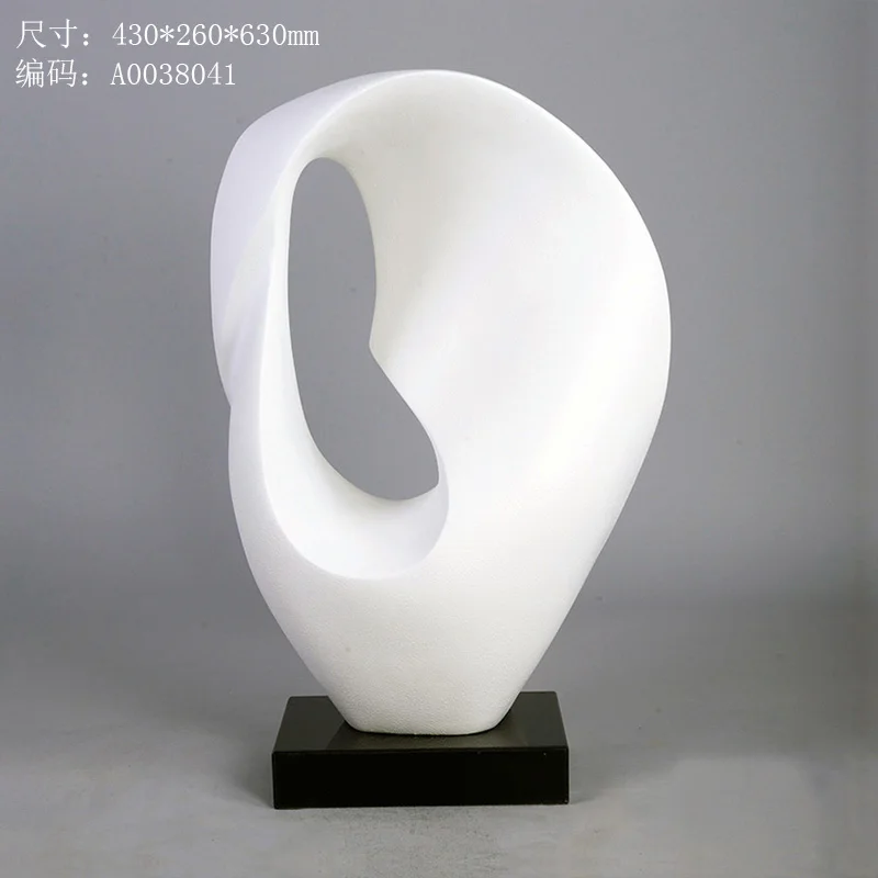 

Modern abstract sculpture works of art. Hotel Accessories Villa model room Modern home accessories.