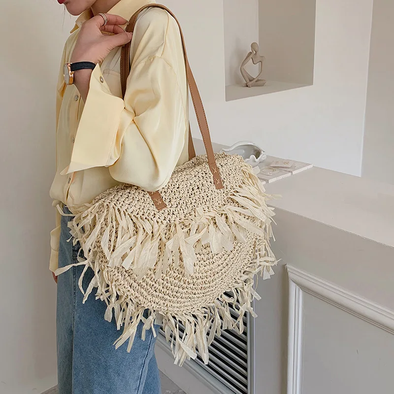 Bohemian Round Tassel Women Straw Bag Designer Rattan Shoulder Bags Large Capacity Shopper Handbags Summer Beach Woven Purses
