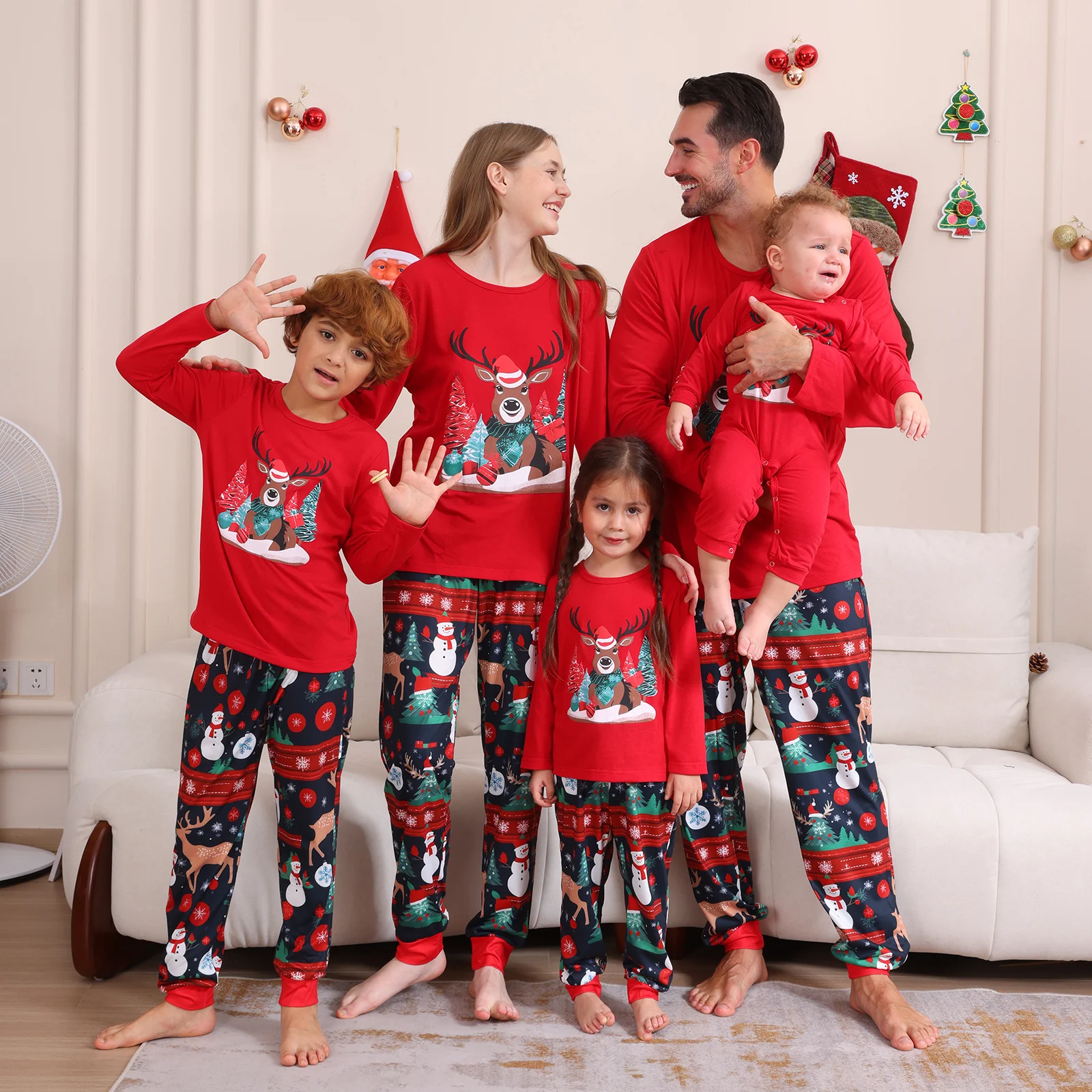 Christmas Family Pajamas 2024 Multicolour Cartoon Print Christmas Set Mother Kids Xmas Tops Family Matching Outfits  Baby Clothe 4