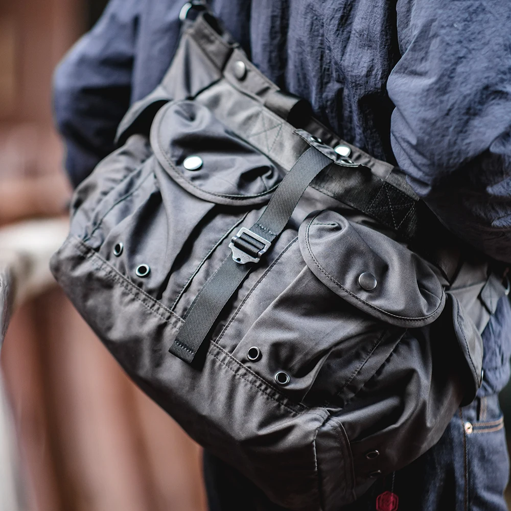 Maden Functional Style Large-capacity Helmet Messenger Bag Black Shoulder Portable Camera Computer Bag Tote Handbag for men