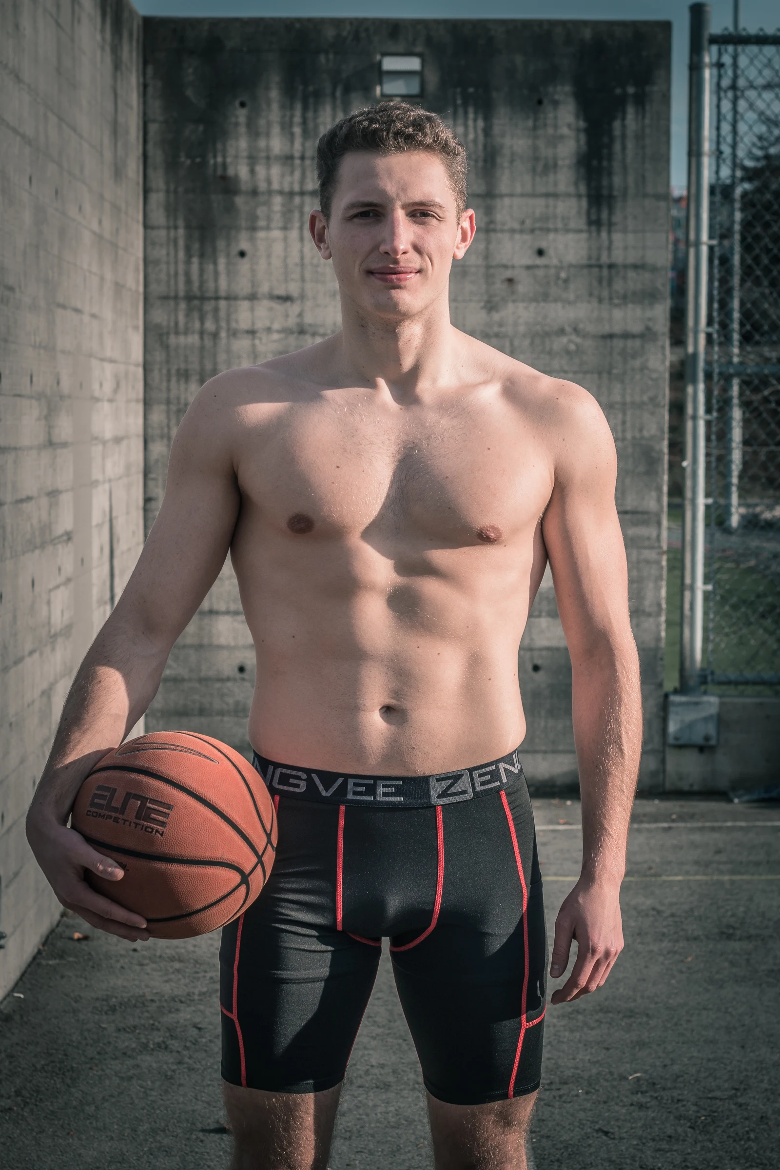Sports Shorts Quick Drying Shorts Jogging Shorts Sport Shorts Running Shorts Casual Shorts Men's Compression Shorts Cool Dry Running Base Layer Shorts with Phone Pockets for Running Training Workout Gym
