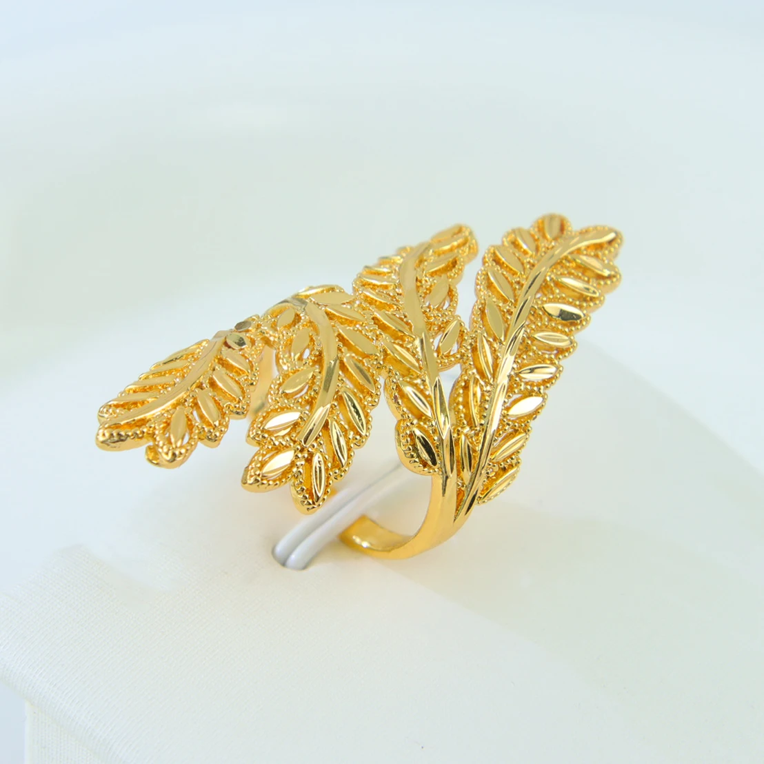 Arabische Braut-Vintage-Ringe, 21 Karat vergoldet, Dubai, elegante Blätter, hohler Cocktailring, Nigeria, Damenmode, Party-Schmuck – Detail 9