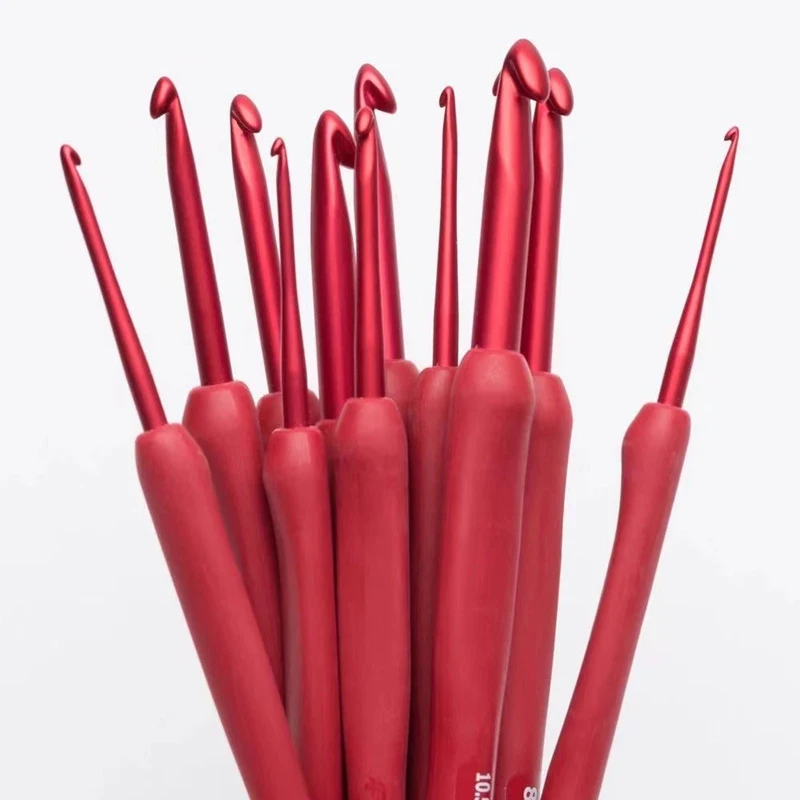 UDIYO 9Pcs Crochet Hook Sharp Head Silicone Handle Aluminum Red