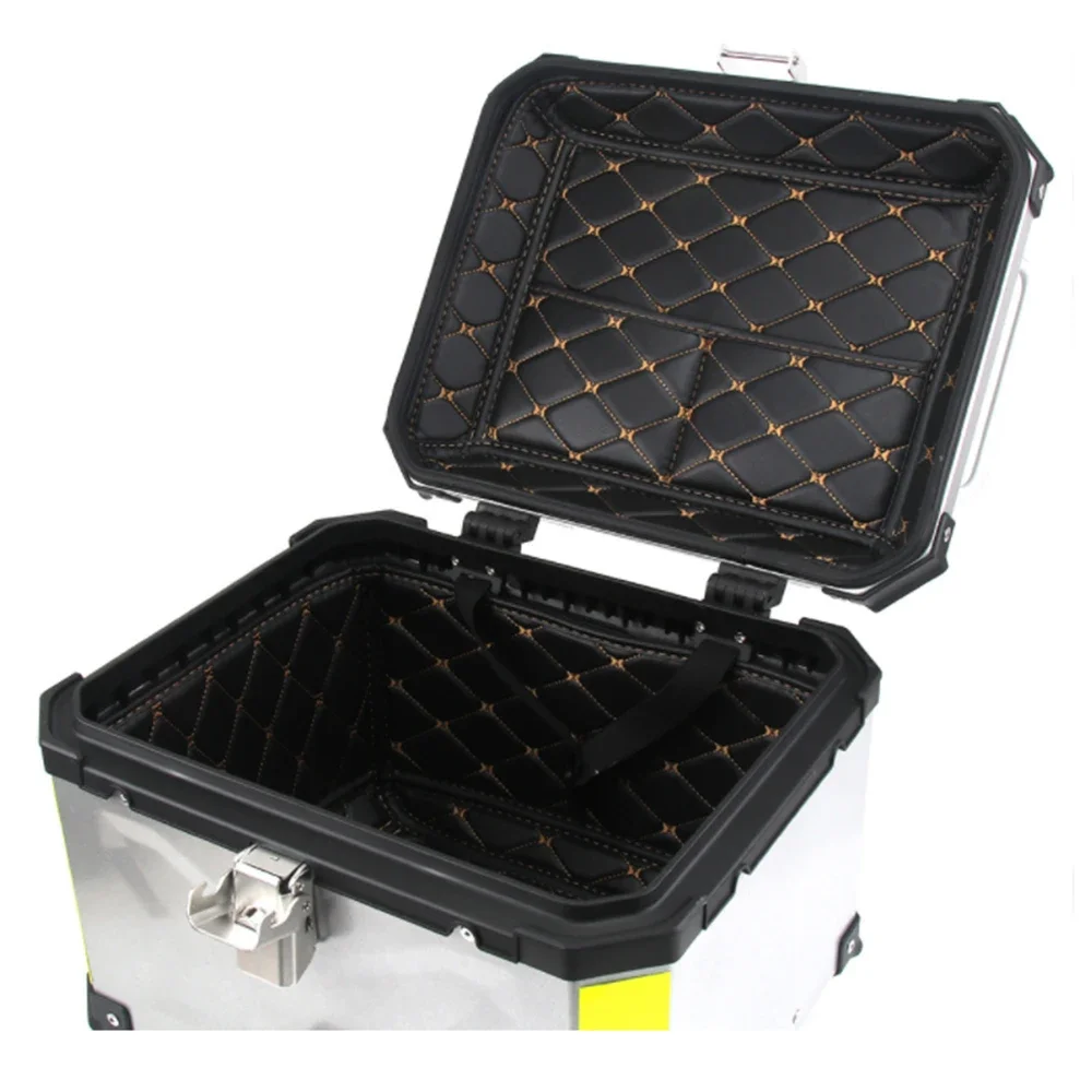 Рисунок 2 - Коврик для заднего багажника мотоцикла