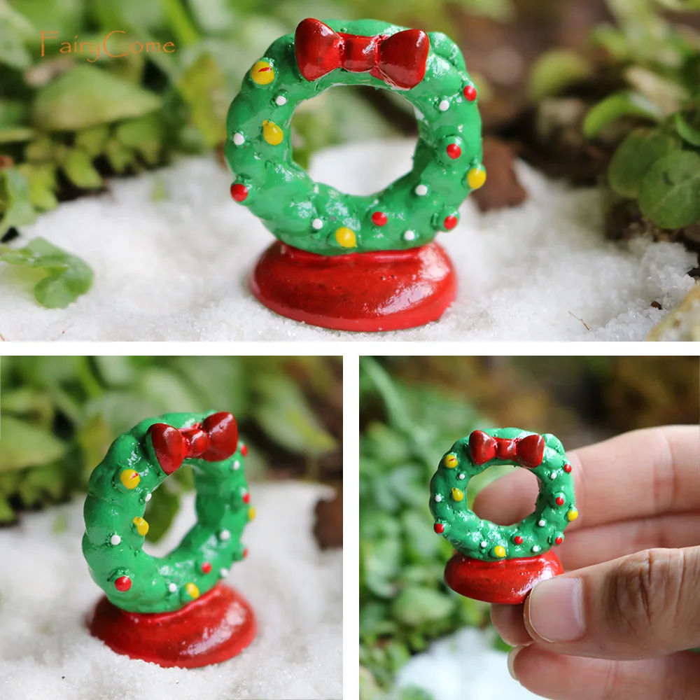Festive Resin Mailbox Ornament with Puppy