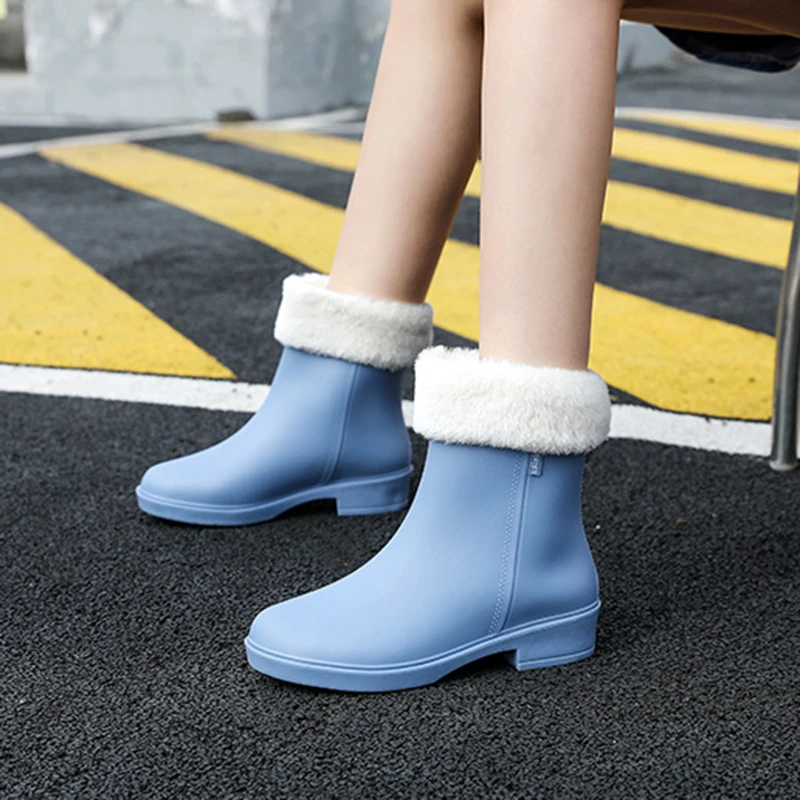 Summer New Outdoor Fashion Women's Waterproof Rain Boots Mid-Tube Outdoor Travel Non-Slip Casual Boots Work Boots Size 36-40
