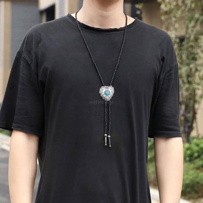 Elegant Bolo Tie with Heart Pendant Carved Necktie Western Necklace Cool Bolo Tie Western Cowboy Costume