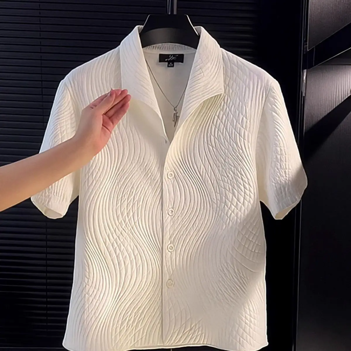 Men's British Style Wavy Textured Short Sleeve Shirt Casual Fashion Button Down Blouse